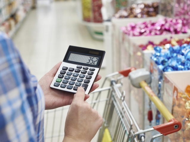 Housewife considers costs in store